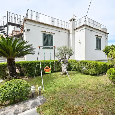 Il Sogno Di Chiara, Villa Ischia
