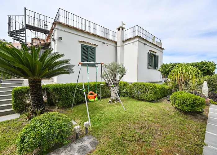 Il Sogno Di Chiara, * Ischia